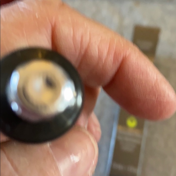 Brand new Becca primer and juice beauty primer - Picture 2 of 5